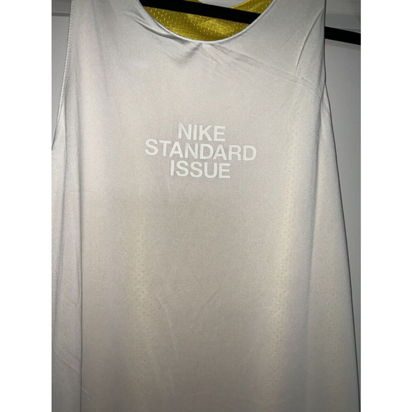 Nike Standard Issue Reversible Basketball Jersey DQ5731-735 Yellow White Large - Picture 8 of 11